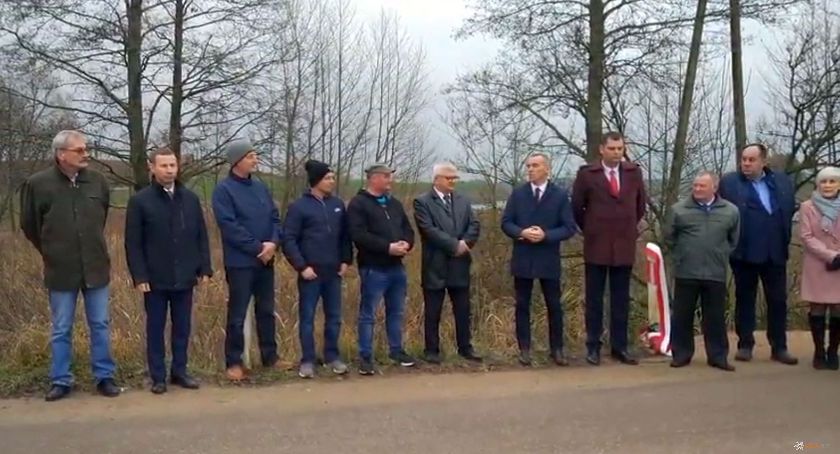 Otwarcie drogi z Jeglińca do Wiatrołuży 