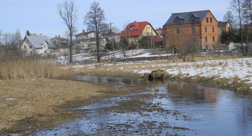 Dwie rury pod jedną rzeką - Marychą