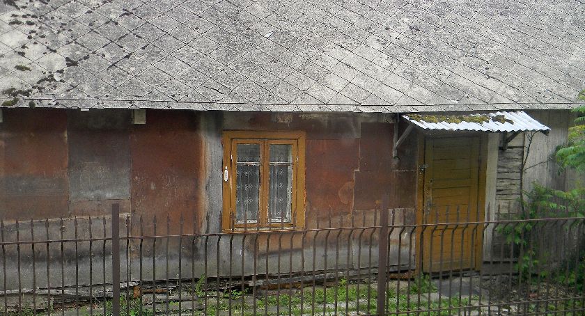 Jak pozbyć się azbestu bez szkody dla środowiska
