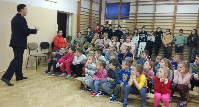 Strażacy przestrzegają przed czadem (foto)