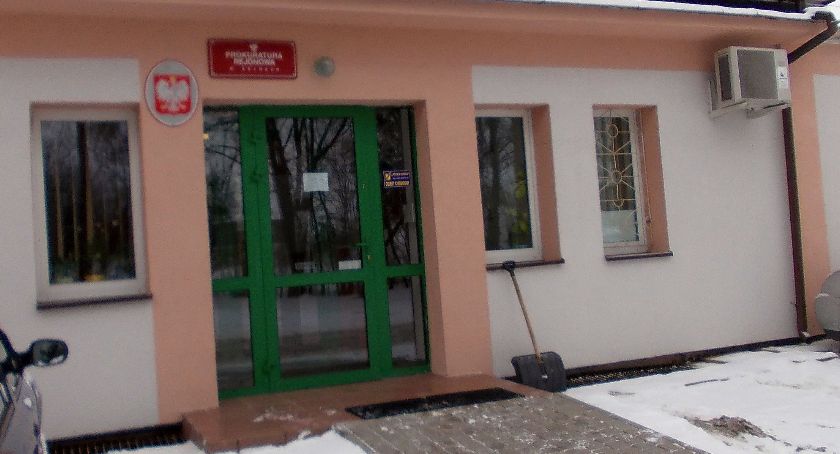 Sejneńscy śledczy ujawniają rasizm