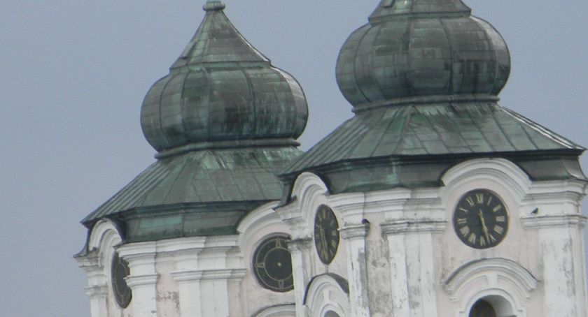 Weekendowa zmiana czasu z zimowego na letni