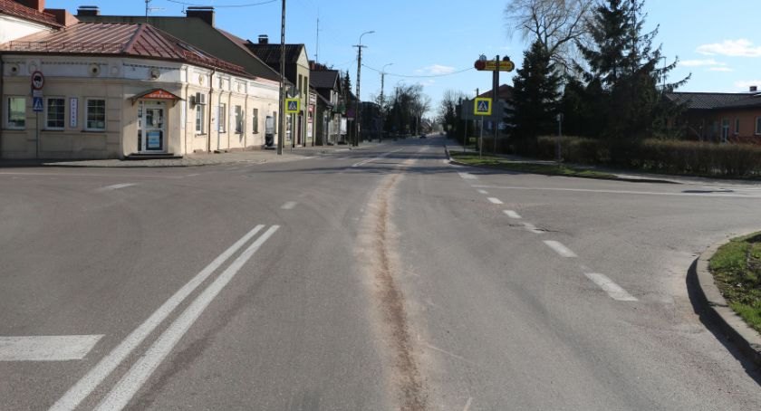 Zanieczyścił 500 metrów jezdni