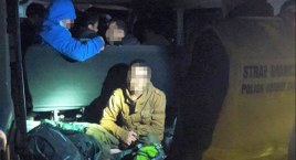 Migranci chcą jechać na Zachód