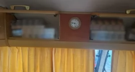 Papierosy w przyczepie kempingowej