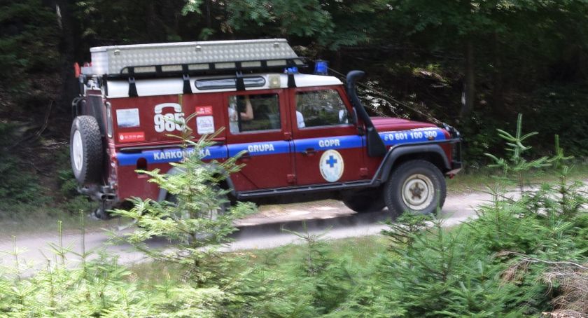 Wypadek przy Kruczych Skałach. Interweniował GOPR.