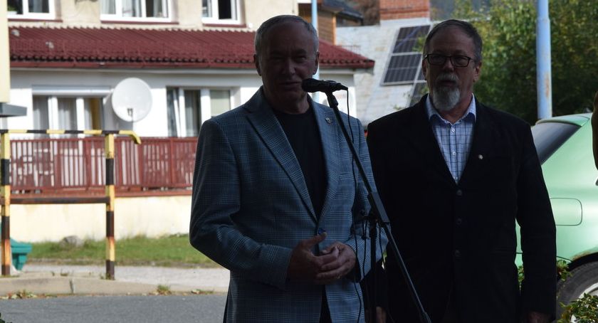 Niech będzie pokój na ziemi - Spotkanie przy słupie pokoju