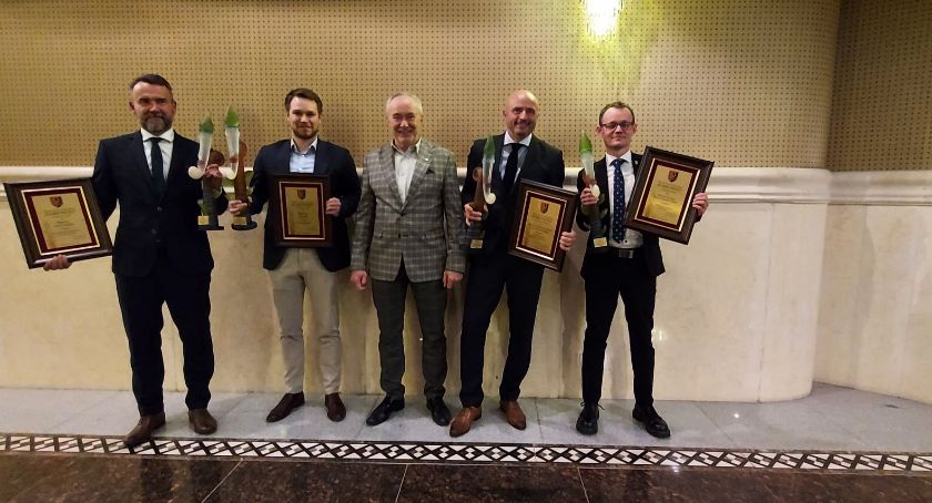 Cztery razy Szklarska Poręba - Nagrody Starosty Powiatu Karkonoskiego - Karkonosz 2021
