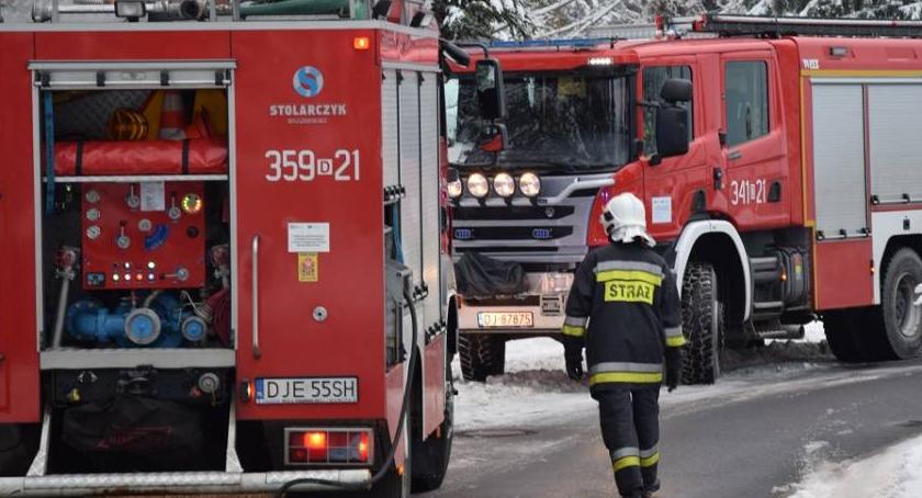 Interwencja straży pożarnej przy ulicy 11 listopada