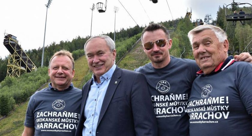 Adam Małysz wspiera odbudowę skoczni narciarskich w Harraachovie