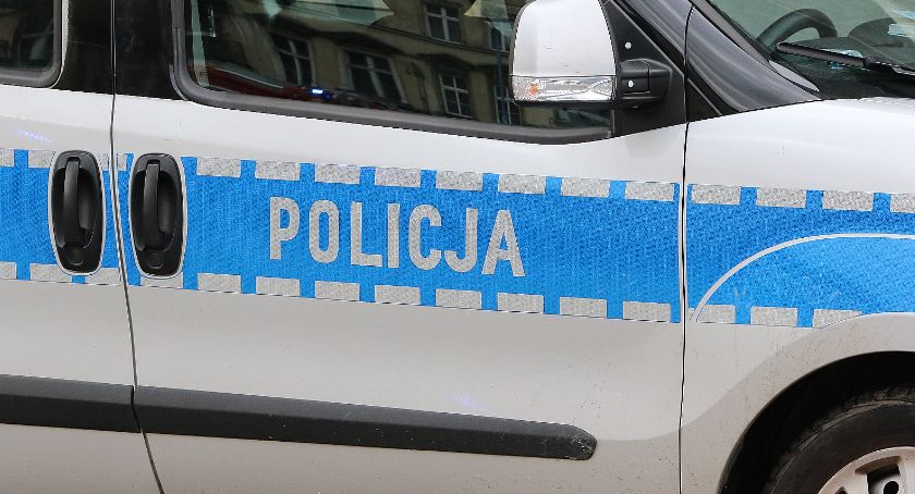 Naćpany i poszukiwany. Drogówka zatrzymała go na ul. Ścinawskiej