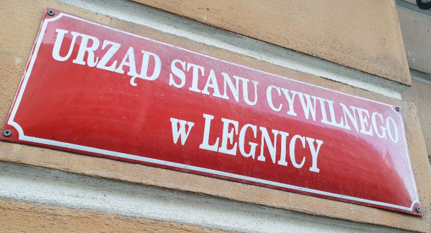 Śluby w dobie pandemii koronawirusa. USC w Legnicy podał liczby