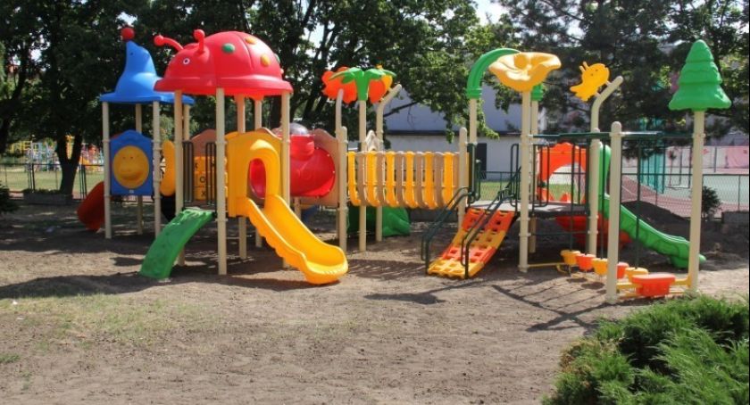 Siłownie zewnętrzne i place zabaw w Legnicy już otwarte