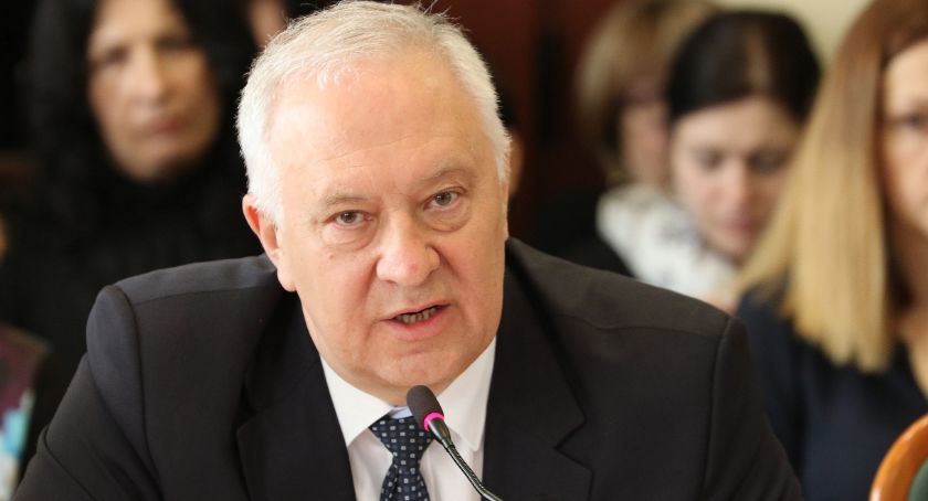 Ile zarabia Tadeusz Krzakowski? Jest oświadczenie majątkowe prezydenta