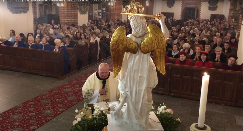 Kradzież w legnickiej katedrze. Łupem padła złota korona Michała Archanioła 