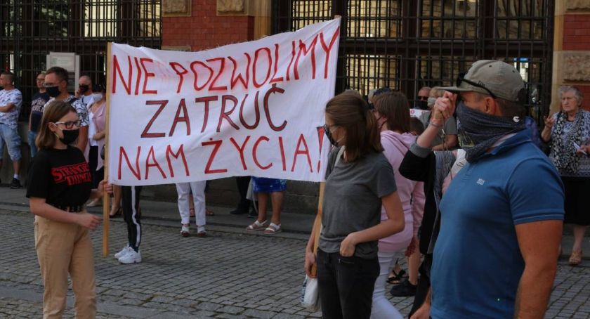 Prokuratura żąda od prezydenta Legnicy unieważnienia decyzji ws. spalarni