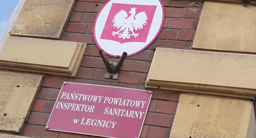 Sanepid podsumował weekend. Kolejny przypadek koronawirusa w Legnicy