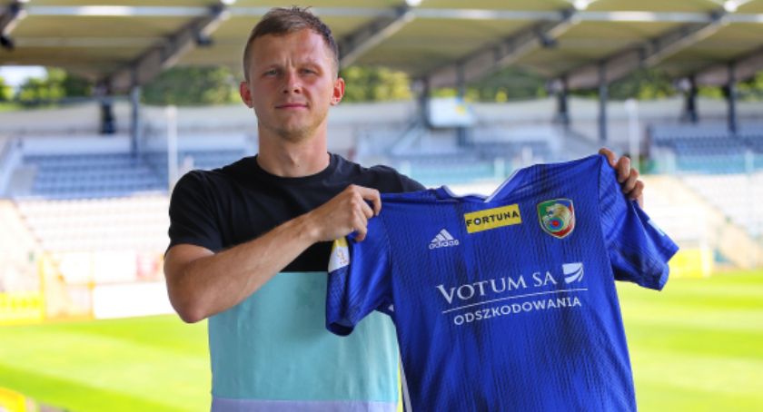 OFICJALNIE: Damian Tront zawodnikiem Miedzi. Kontrakt na trzy lata