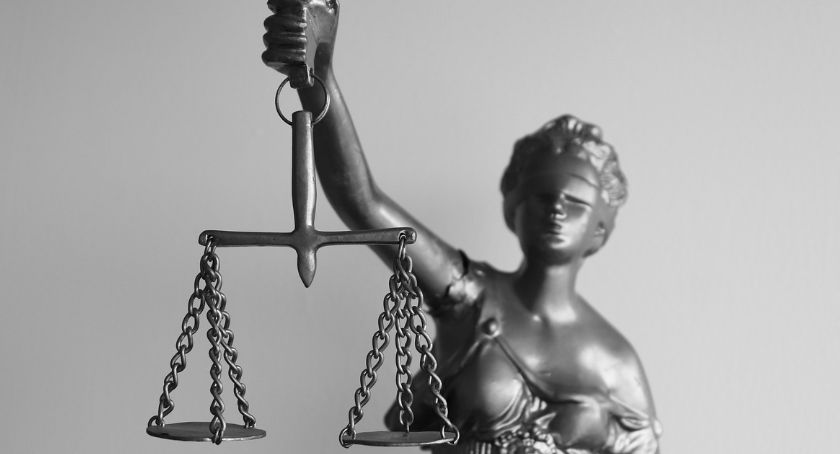 Oszukali państwo na 80 mln złotych. Do sądu wpłynął akt oskarżenia