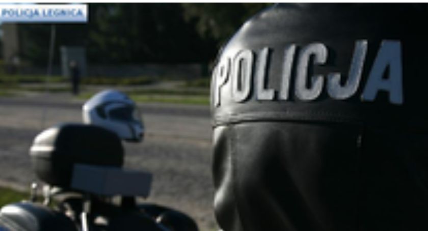 Naćpany 21-latek wypadł motocyklem z drogi. Nie miał nawet prawa jazdy
