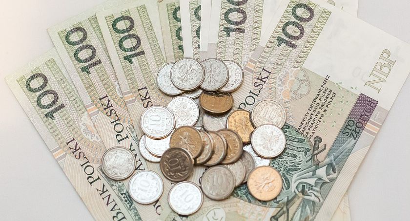 Kredyt konsolidacyjny – kiedy i dlaczego warto skonsolidować kredyty?