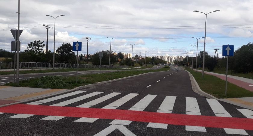 Ulica Sikorskiego na Piekarach już gotowa. Kiedy nią pojedziemy?
