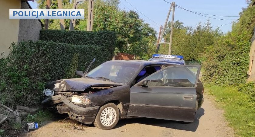 Pościg za naćpanym mężczyzną, który ukrywał poszukiwaną 16-latkę 