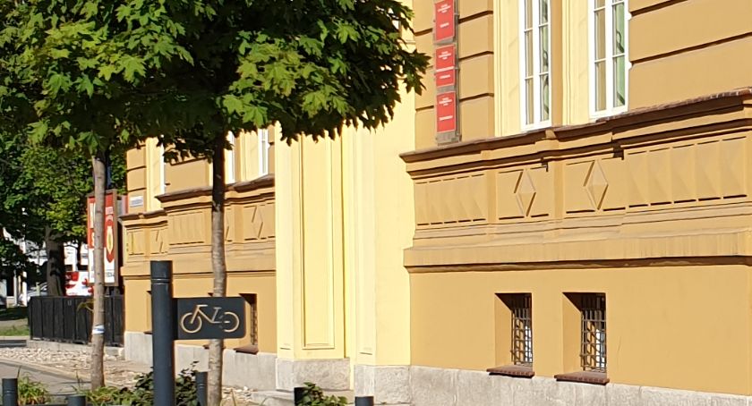 Uczeń ZSEM zakażony Covid-19. Energetyk na zdalnym nauczaniu!