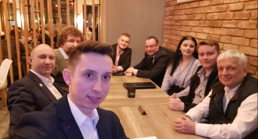 Ekonomia dla Legniczan rekrutuje!