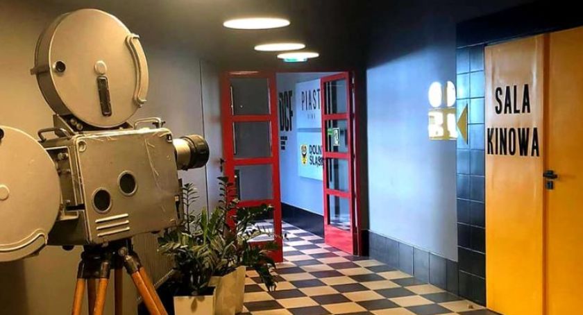 Co zobaczymy w październiku w ramach seansów KMF w kinie Piast?