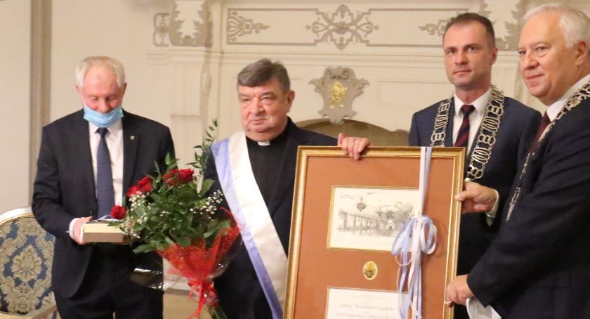 Jan Mateusz Gacek odebrał tytuł Honorowego Obywatela Legnicy [ZDJĘCIA]