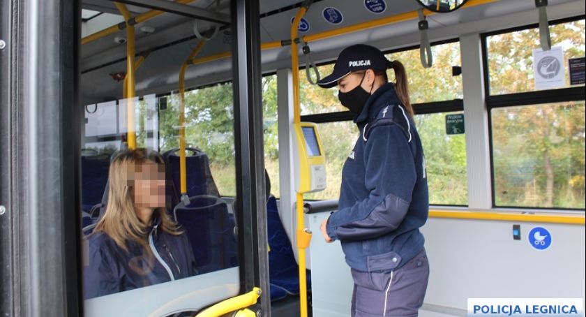 Policja sprawdziła autokary i ciężarówki. Posypało się blisko 140 mandatów! 