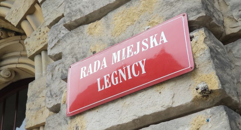 Październikowa sesja rady miejskiej online. Transmisja na żywo w internecie