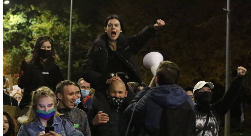 To już siódmy dzień manifestacji. Zobaczcie zdjęcia z czwartkowego protestu!