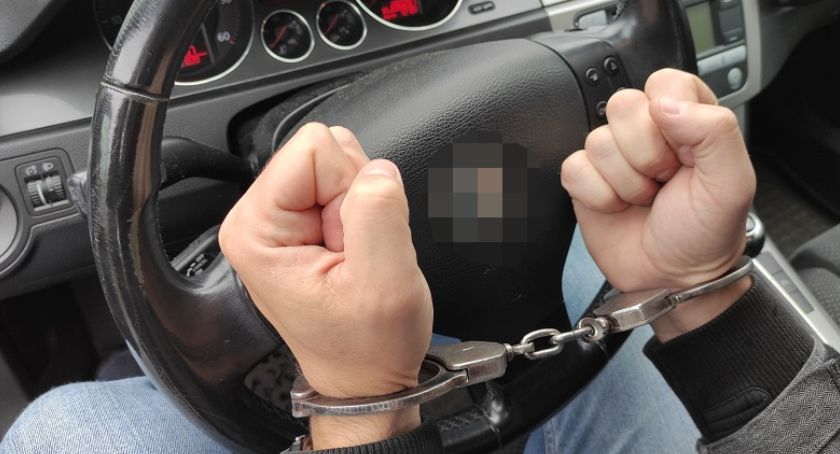 Powinien siedzieć w więzieniu, a jeździł po mieście BMW bez prawa jazdy 