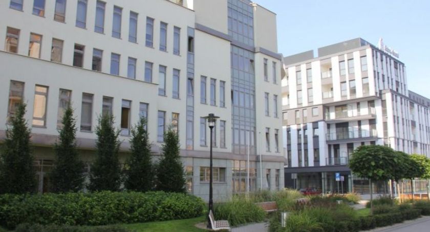 Masz sprawę w legnickiej skarbówce? Sprawdź, w jaki sposób zamówić wizytę