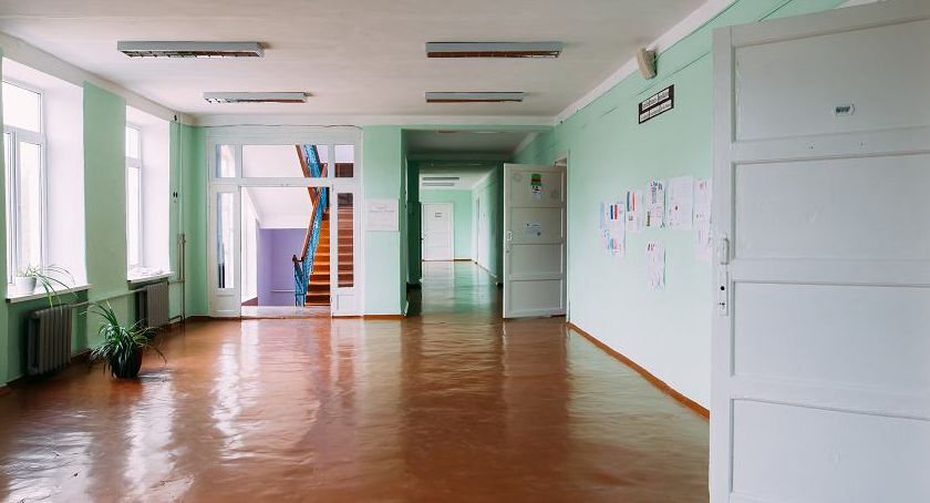 Nauczyciele chcą zostać w domach! Radna interweniuje u prezydenta Legnicy