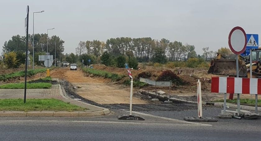 Dlaczego ulica Nasienna została zniszczona? Radny żąda wyjaśnień