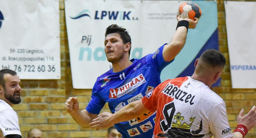 Siódemka Miedź Legnica rozgromiła beniaminka i została liderem I ligi!