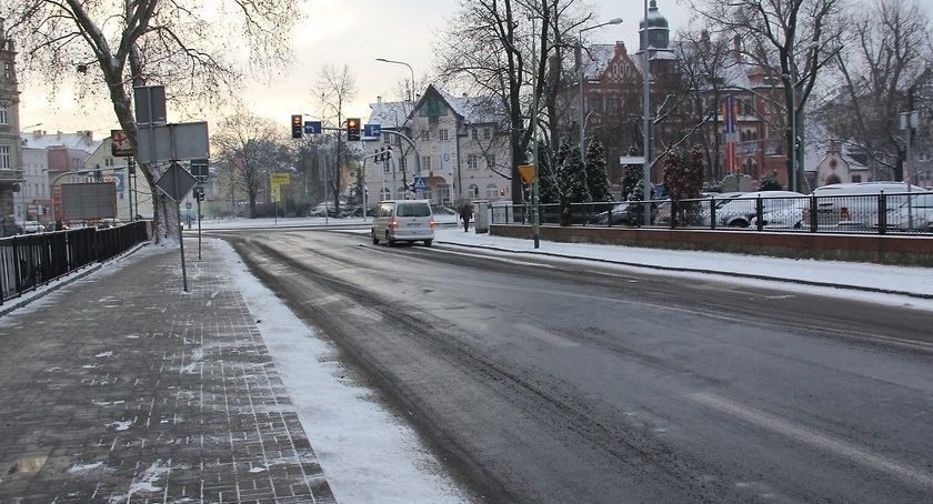 OFICJALNIE: Komunalna spółka wygrała przetarg na odśnieżanie Legnicy