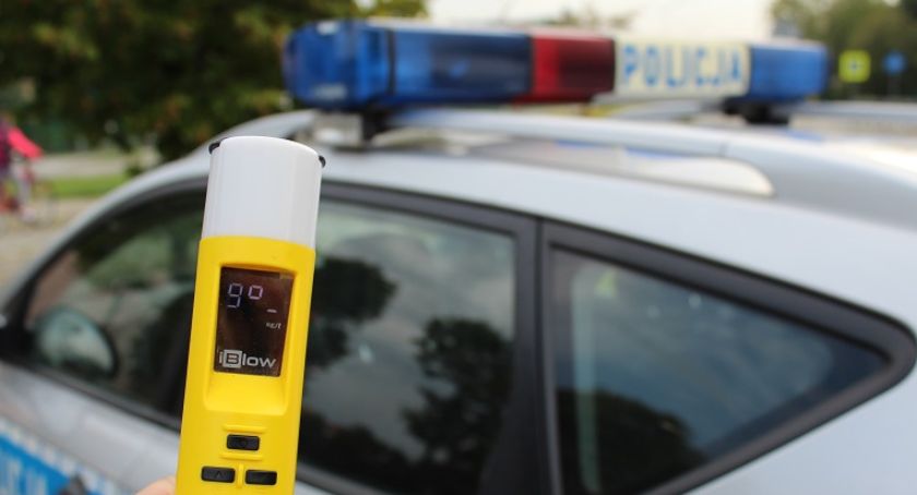 Trzech pijanych kierowców złapanych w jedną noc. Rekordzista miał 3,6 promila