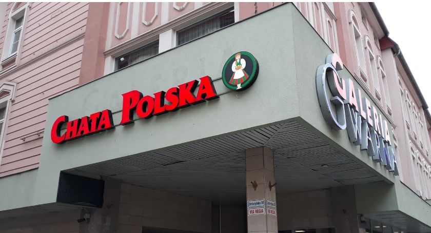Polska sieć zamyka sklep w centrum Legnicy. Zakupy tylko do końca roku