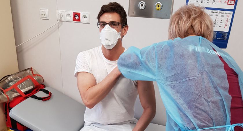 Szczepionka na Covid-19. Szpital w tym tygodniu zaszczepi kilkaset osób! [FOTO]