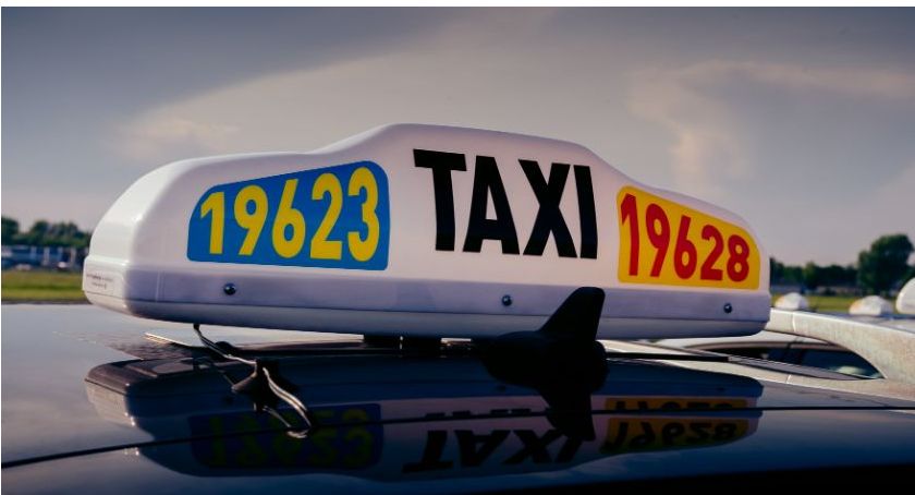 Czy policja będzie kontrolowała pasażerów taksówek? Lider Taxi z pełną flotą