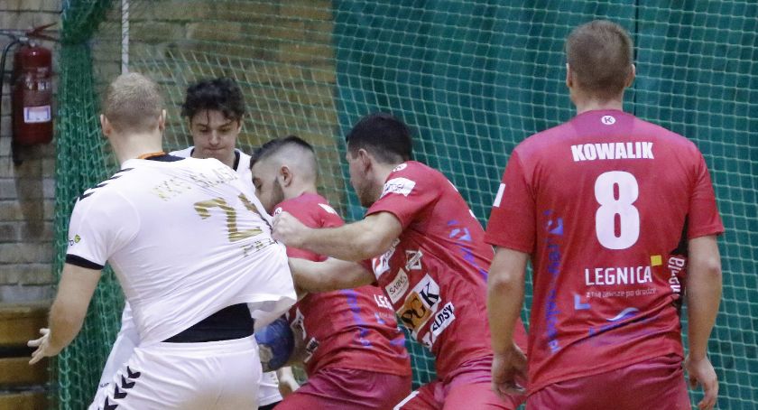 Sparingowa porażka piłkarzy ręcznych Siódemki Miedź ze Śląskiem Wrocław