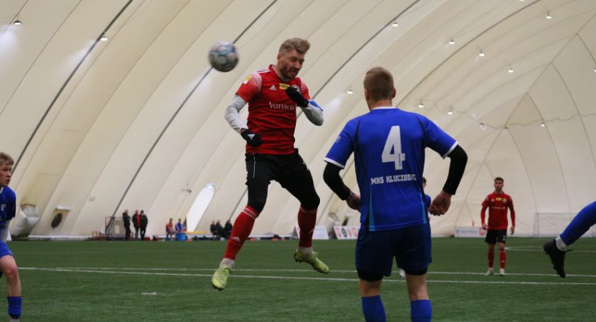 Ostre strzelanie pod balonem. Miedź Legnica rozbiła w sparingu trzecioligowca