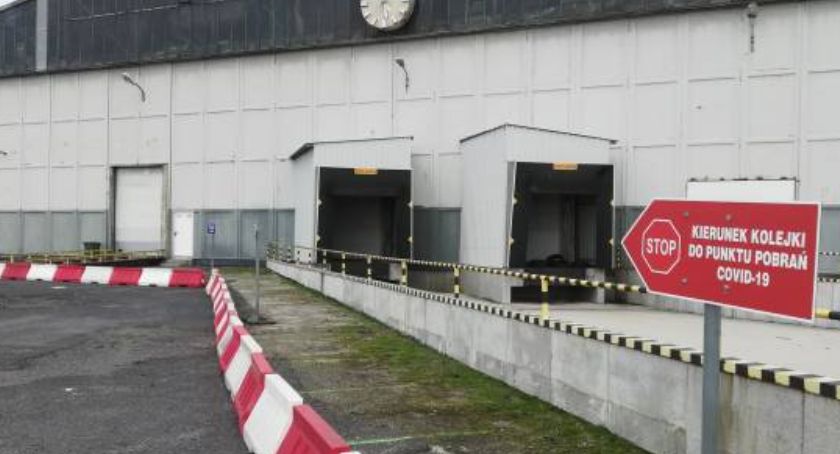 Kilkanaście dobowych zakażeń w mieście. Wykonano zaledwie kilkadziesiąt testów