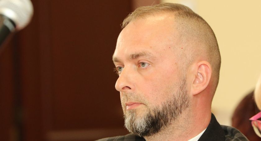 Wiceprezydent Legnicy Krzysztof Duszkiewicz zakażony koronawirusem
