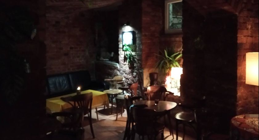 4pokoje walczą o przetrwanie. Wspomóż klub i otrzymaj złocistą nagrodę! 