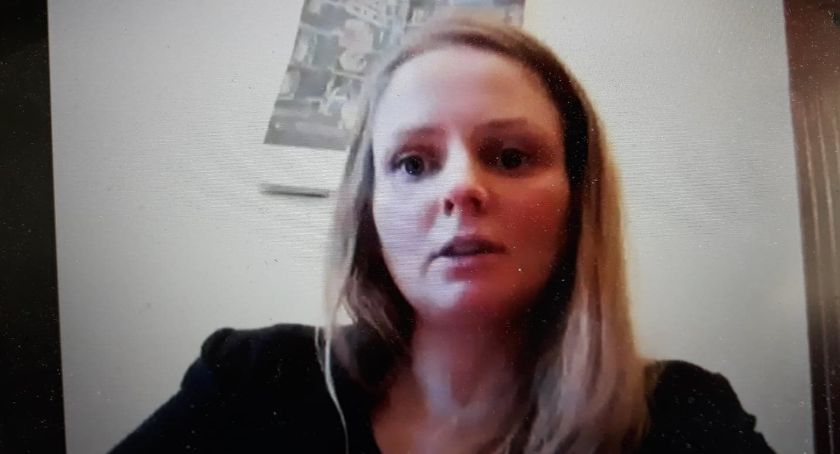 Rada miejska w komplecie. Karolina Jaczewska-Szymkowiak złożyła ślubowanie